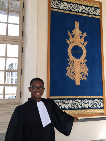 Votre avocat à Nantes, Me Louis LAGUOUÉ Votre avocat à Nantes, Me Louis LAGUOUÉ