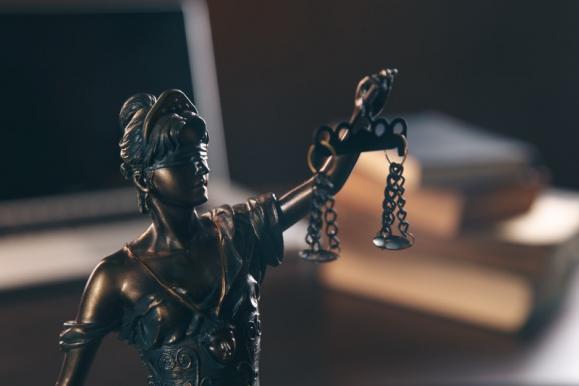 Aménagement de décision de justice Aménagement de décision de justice